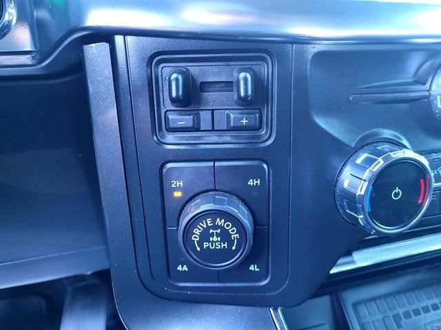 Used 2022 White Ford Lariat image 17