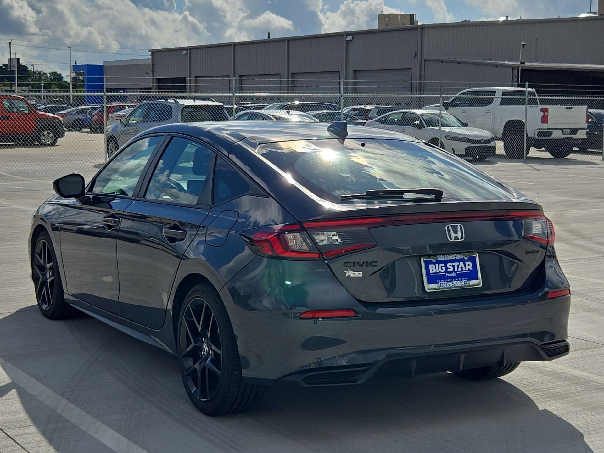 2026 Honda Civic Hatchback Sport - Photo 37