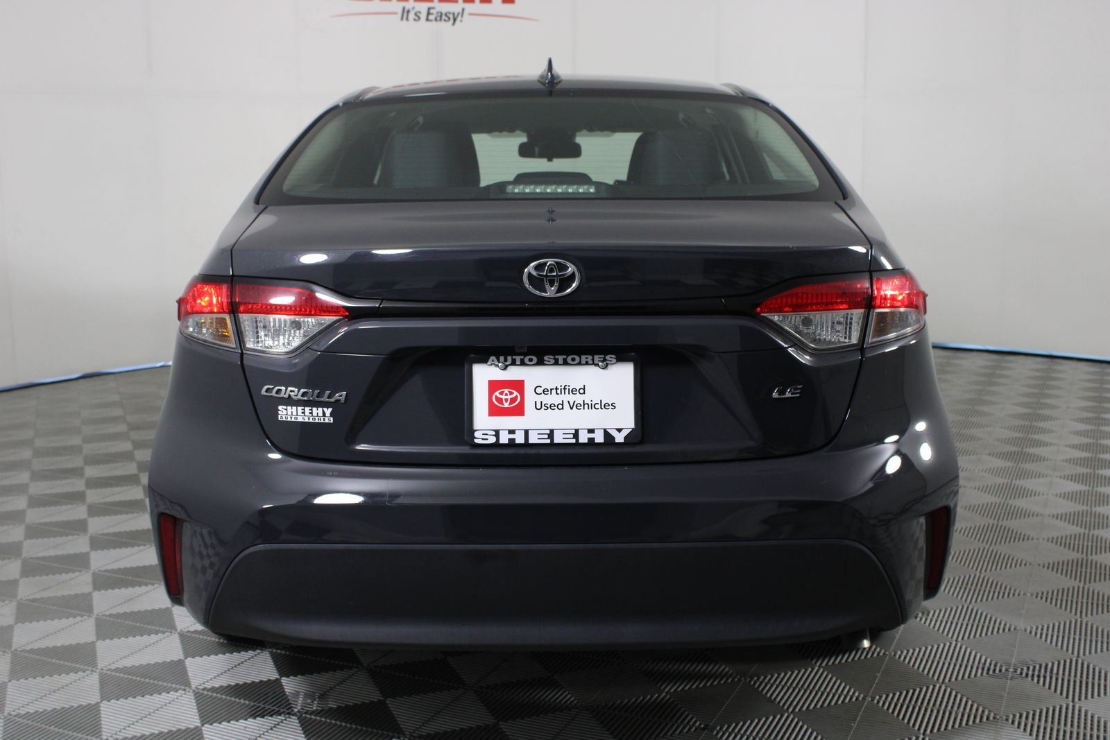 Used 2023 Gray Toyota LE image 7