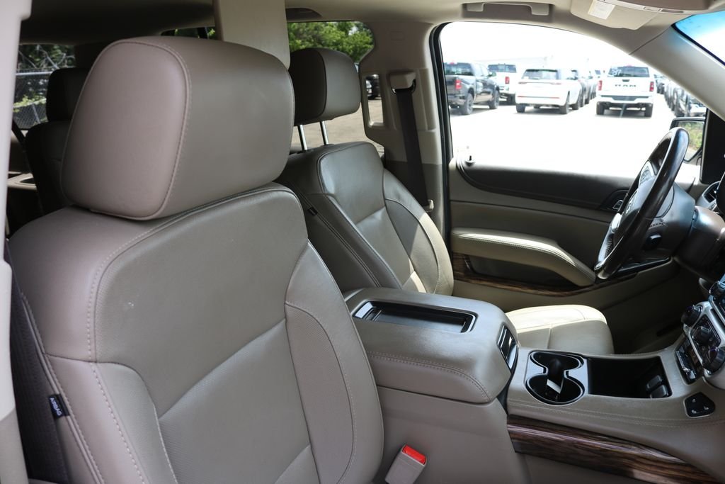 Used 2019 Black GMC SLT image 24