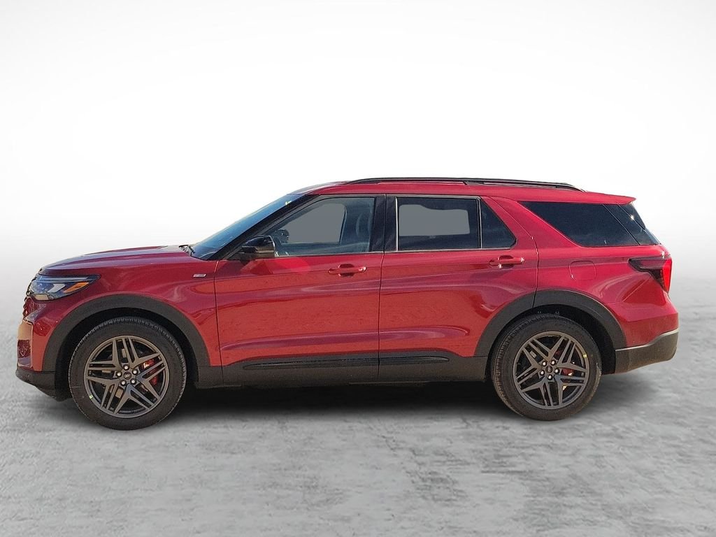 New 2027 Ruby Red Metallic Tinted Clearcoat Ford ST-Line image 6