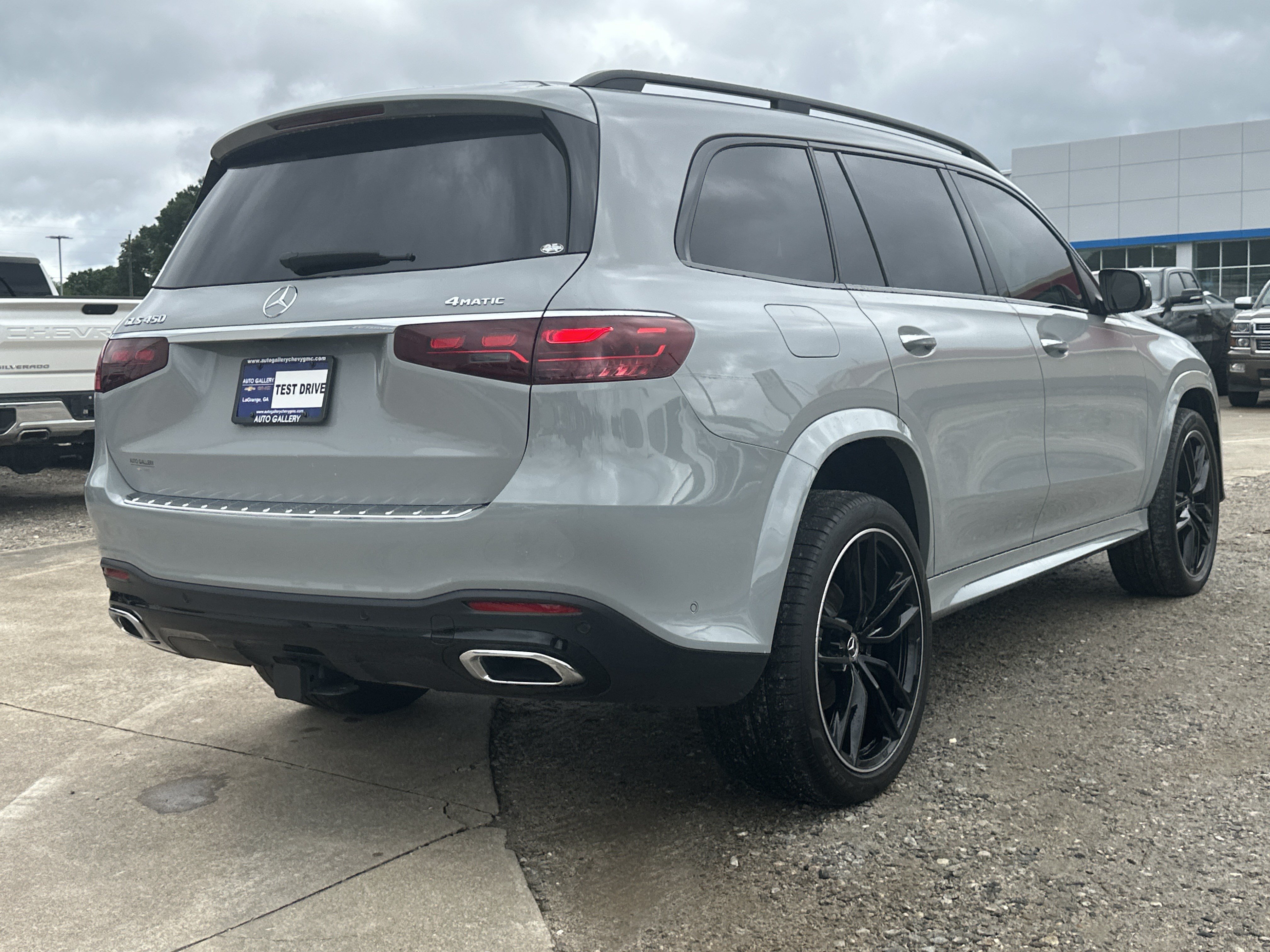 Used 2025 Gray Mercedes-Benz GLS 450 image 6