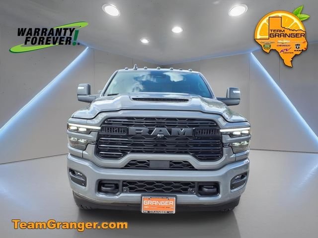 New 2026 Ceramic Gray Clear-Coat Exterior Paint RAM Laramie image 5