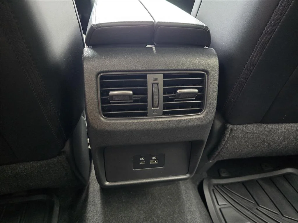 Used 2021 Gray Nissan SV image 24