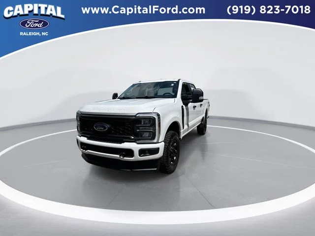 Used 2024 White Ford XL image 4