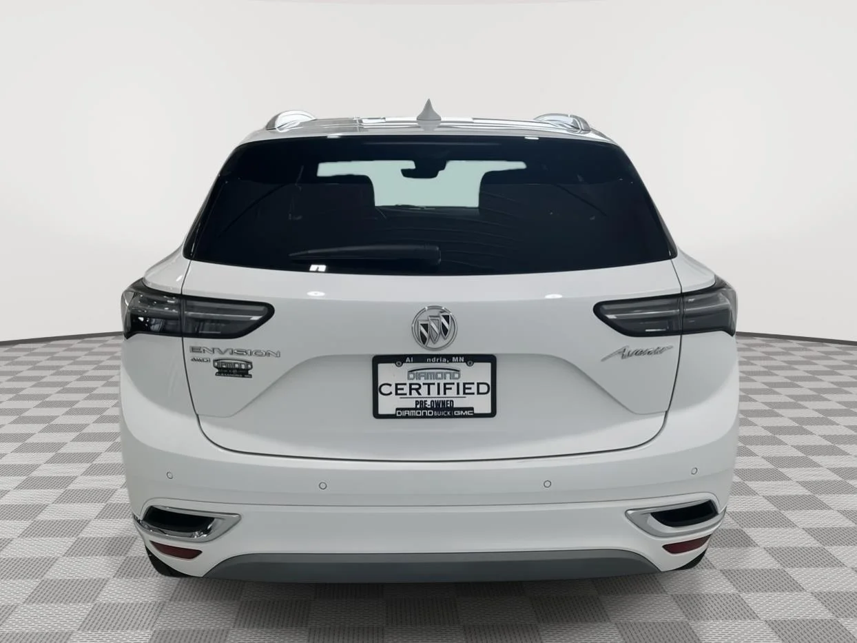 Used 2022 SUMMIT WHITE Buick Avenir image 4