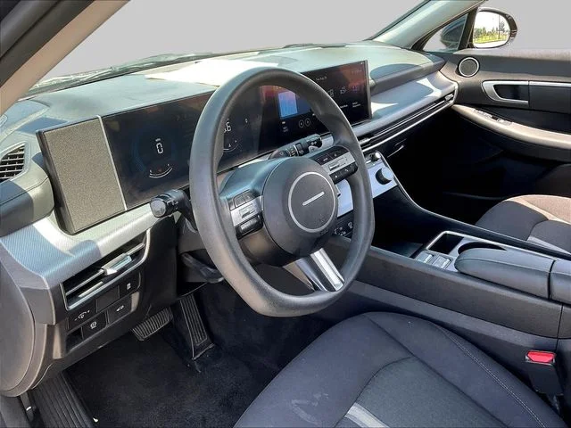 Used 2025 Blue Hyundai SEL image 19