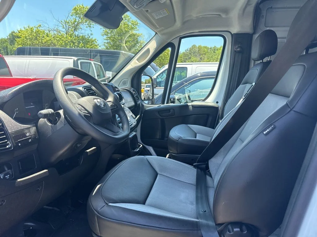 Used 2026 White Ram High Roof image 3