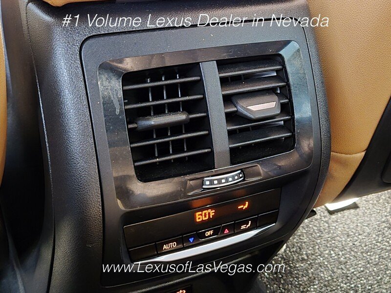 Used 2024 Gray Metallic BMW sDrive30i image 18