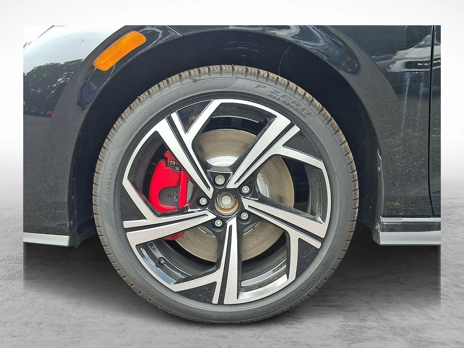 New 2026 0E0E/MYTHBLKMET Volkswagen SE image 7