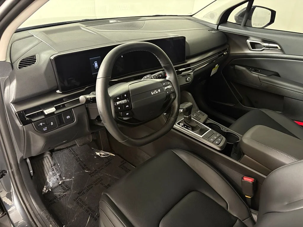 New 2026 Gravity Gray Kia EX image 17