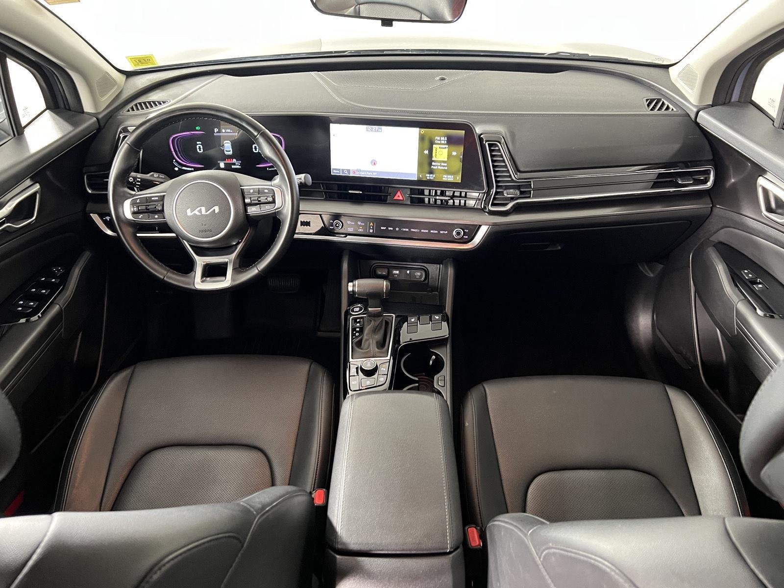 Used 2024 Everlasting Silver Kia EX image 22