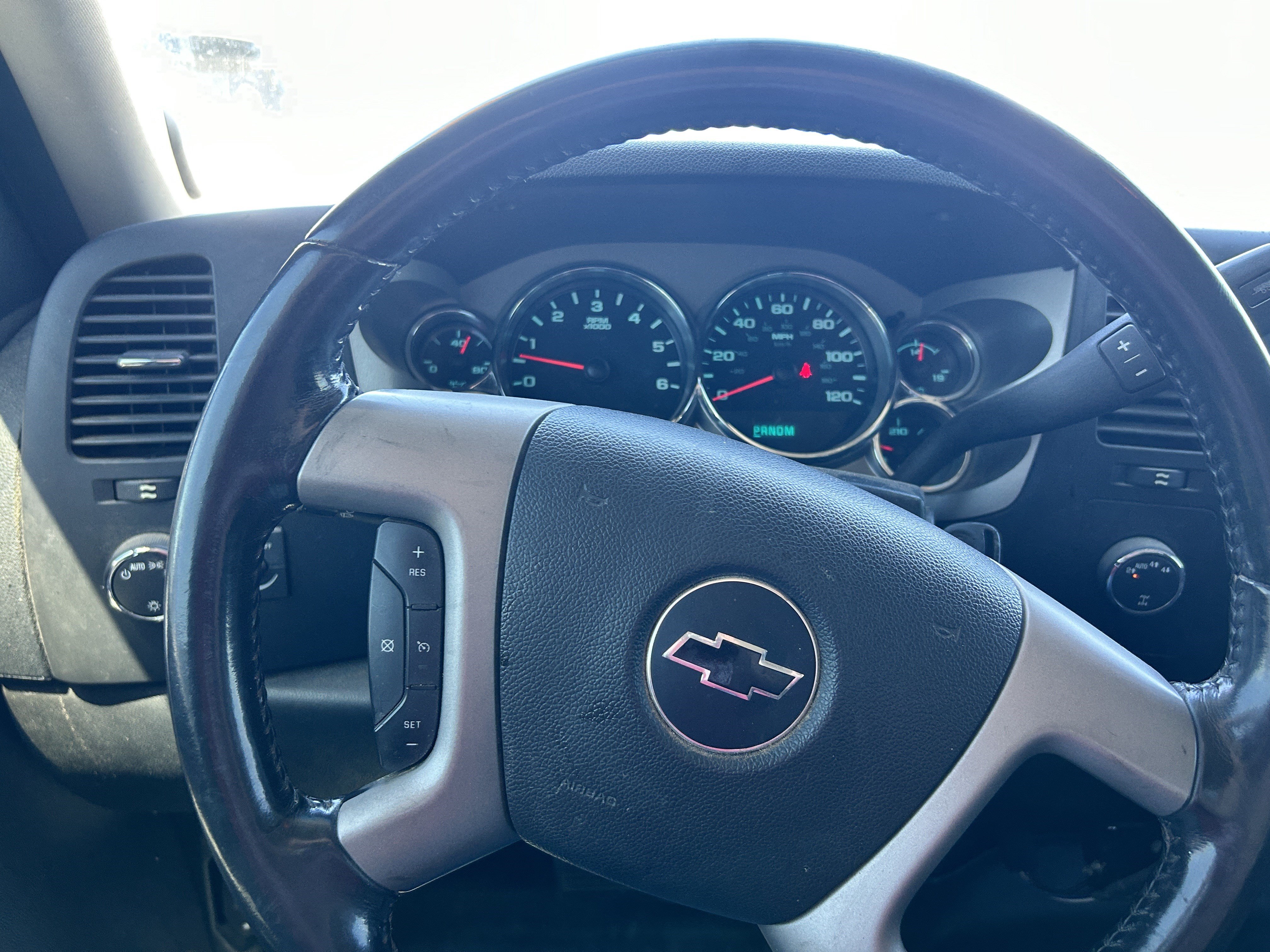 Used 2013 Black Chevrolet LT image 17