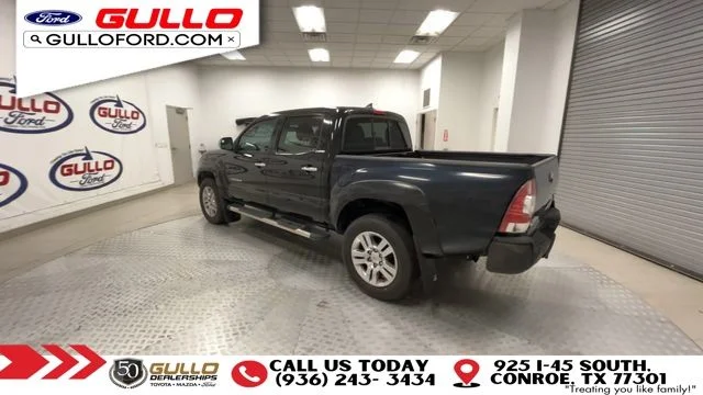 Used 2014 Black Toyota Base image 6