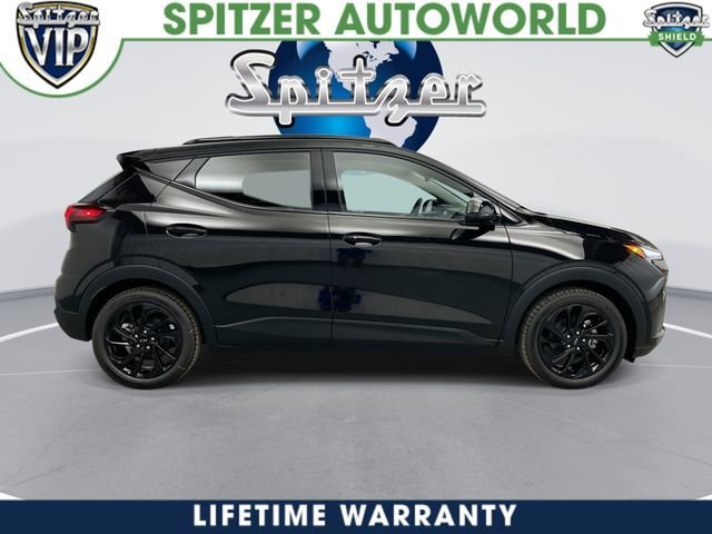 2027 Chevrolet Bolt RS - Photo 10