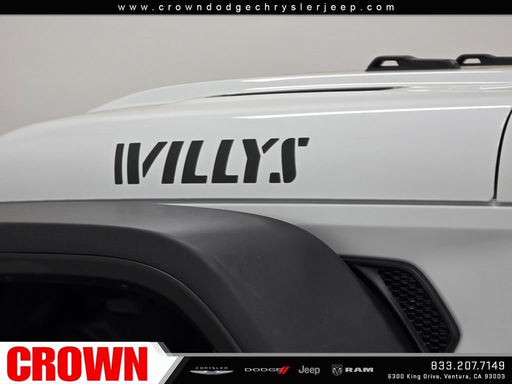 New 2026 Bright White Clear-Coat Exterior Paint Jeep  image 10