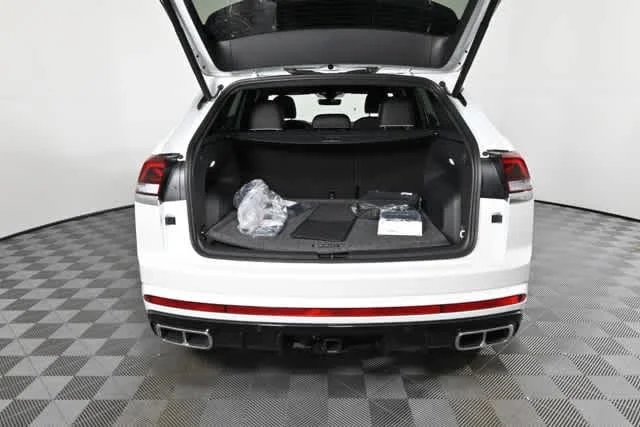 New 2026 opal white pearl Volkswagen 2.0T SEL Premium R-Line image 24