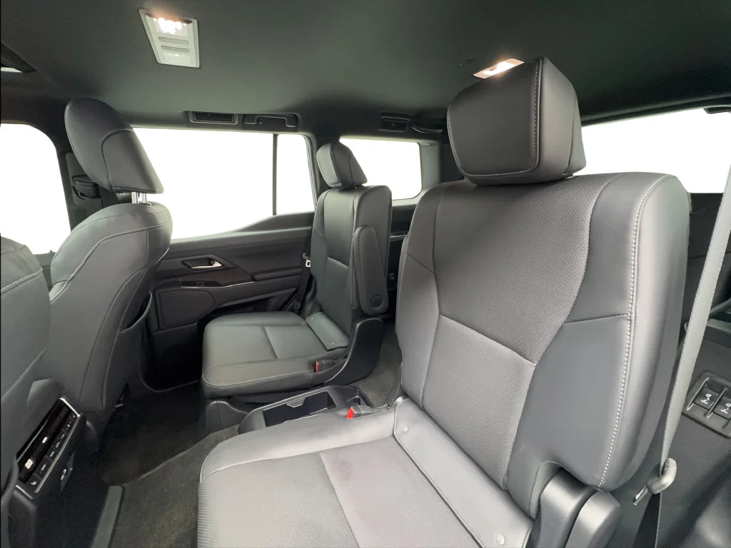 Used 2024 Silver Lexus 550 Premium+ image 27