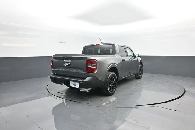 New 2026 Carbonized Gray Metallic Ford XLT image 7