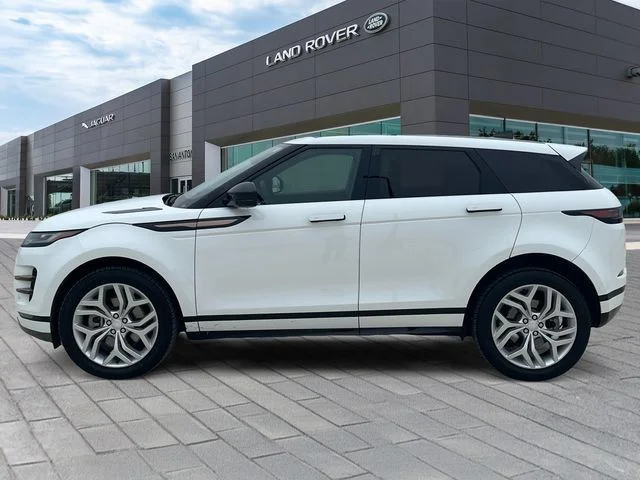 Used 2023 White Land Rover R-Dynamic SE image 2