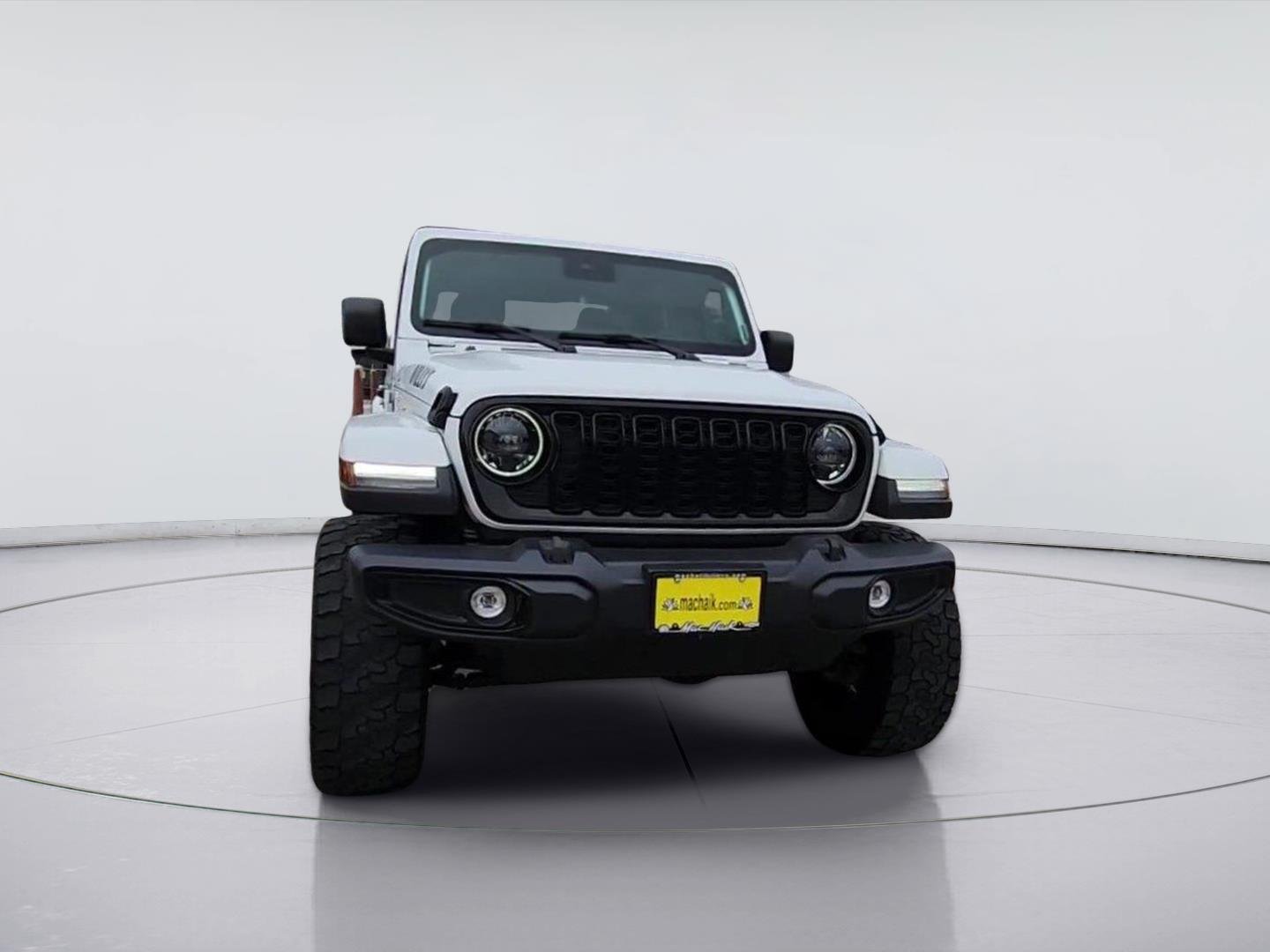 2024 Jeep Gladiator photo 3 of 32