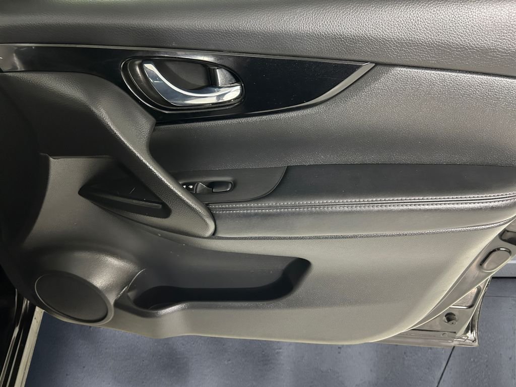 Used 2020 Black Nissan SV image 15