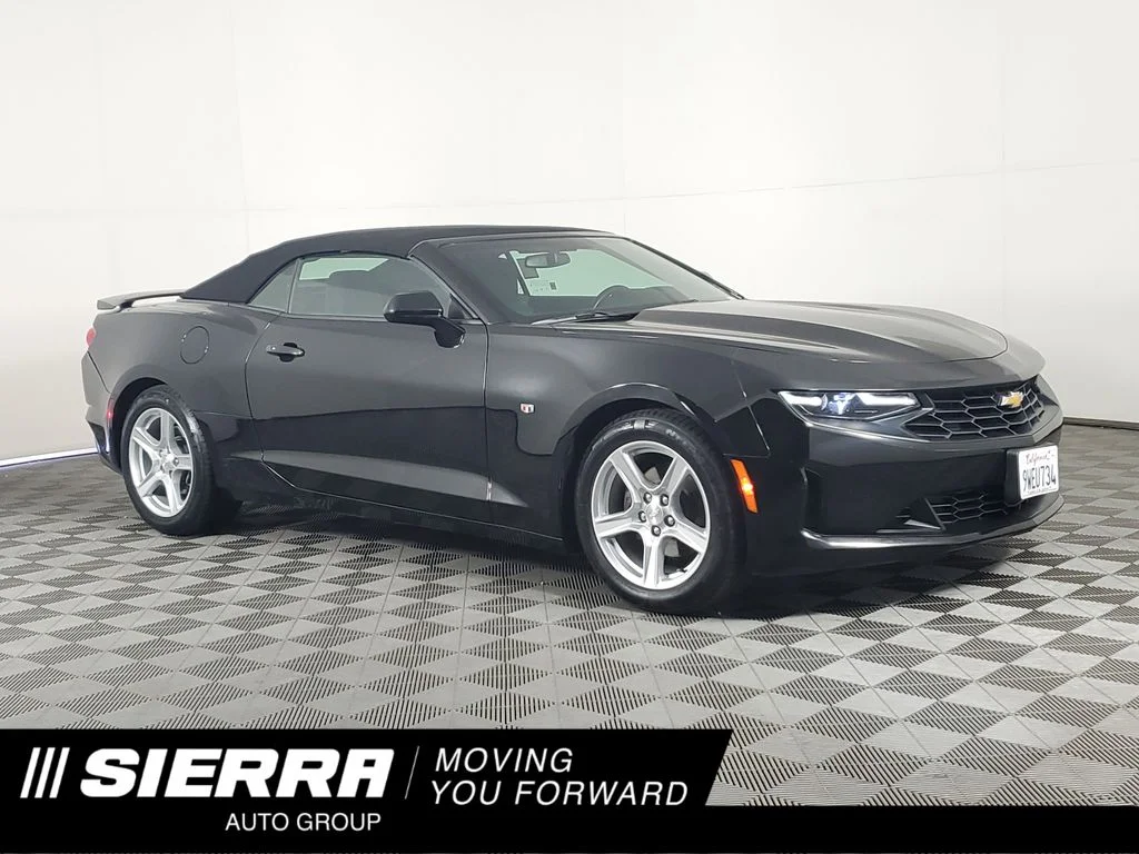 2023 Chevrolet Camaro 2.0 Convertible 1LT's photo