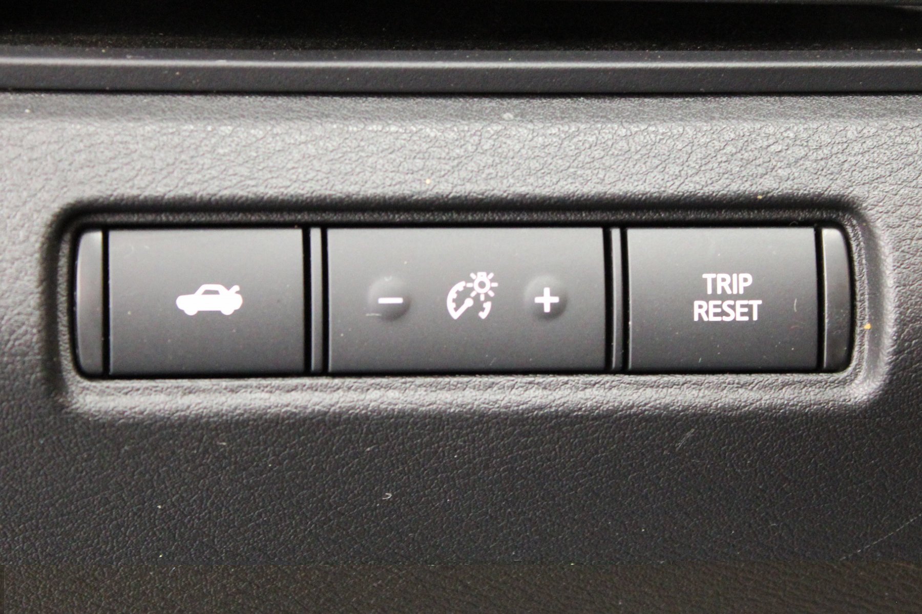 Used 2024 Gun Metallic Nissan 2.5 SV Sedan image 31