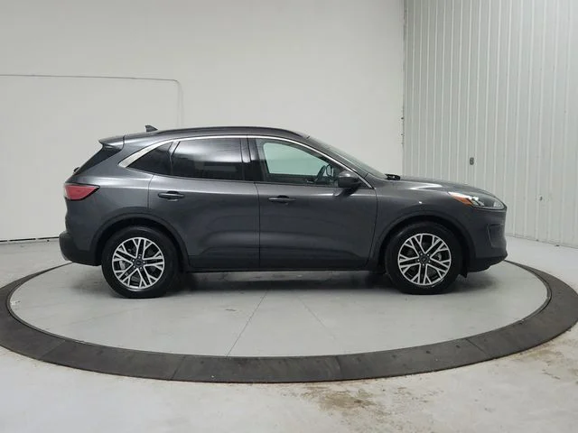 Used 2020 Gray Ford SEL image 9
