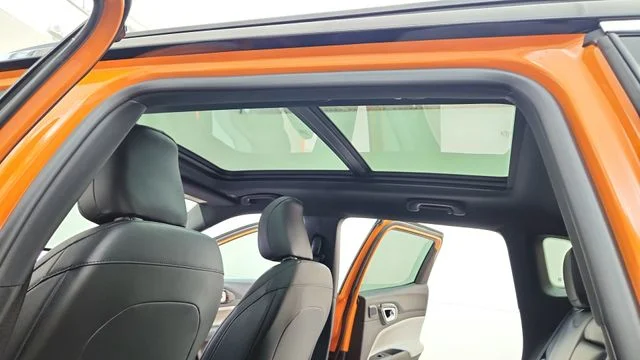 New 2026 Joose Exterior Paint Jeep Limited image 19