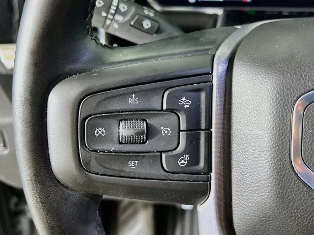 Used 2024 Silver GMC Elevation image 13
