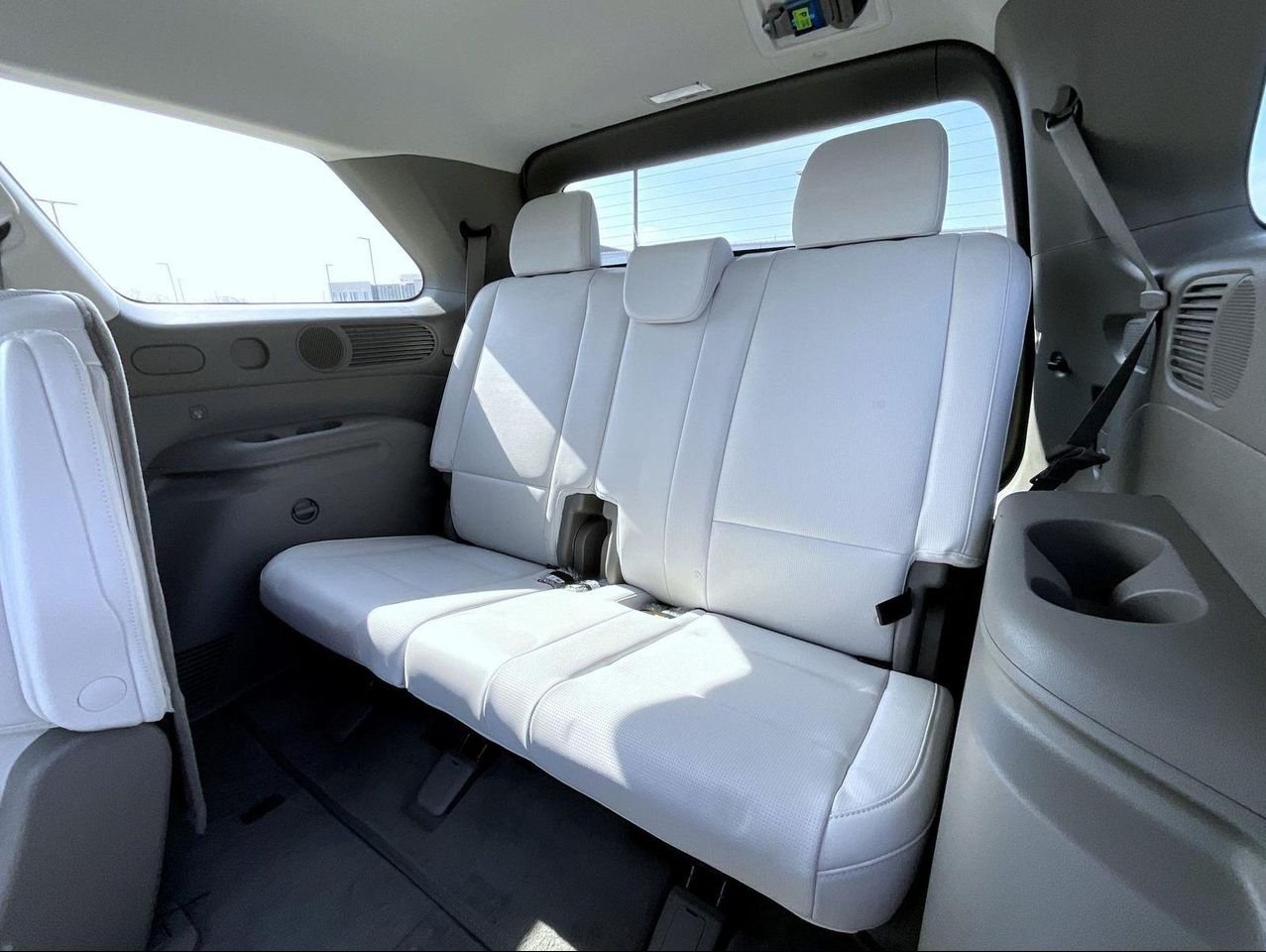 New 2026 White Hyundai SEL Premium image 20