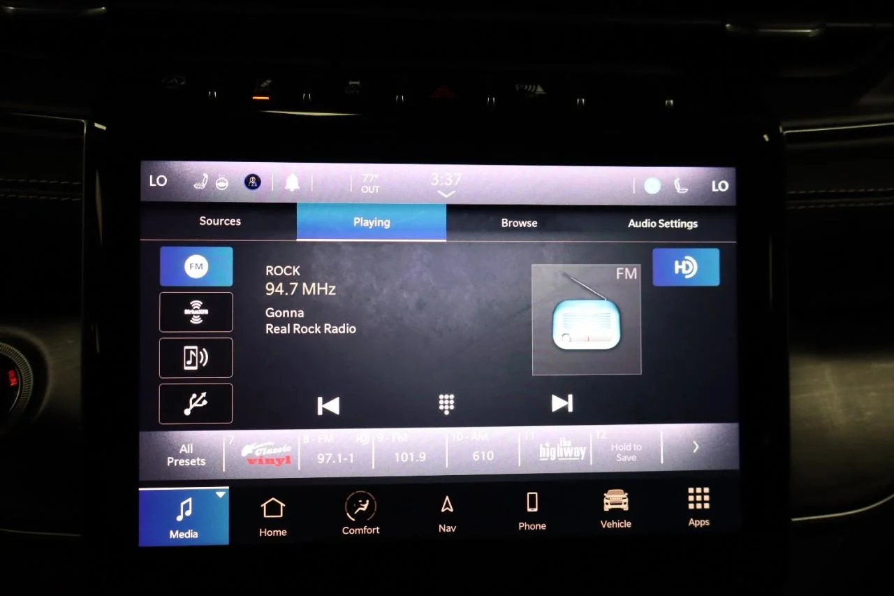 Used 2021 Silver Zynith Jeep Limited image 19