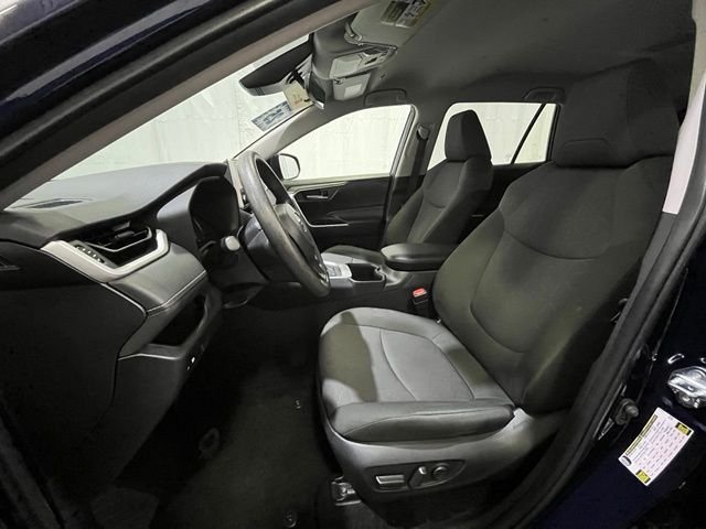 Certified Used 2025  Toyota XLE image 10