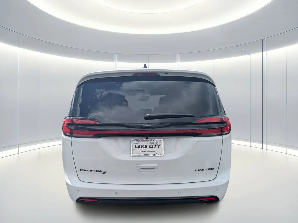 2026 Chrysler Pacifica Limited - Photo 4