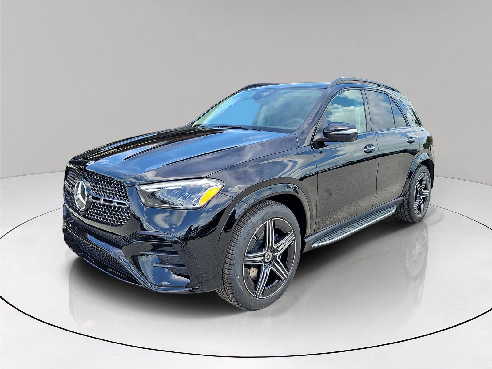 New 2026 Black Mercedes-Benz GLE 450 image 3