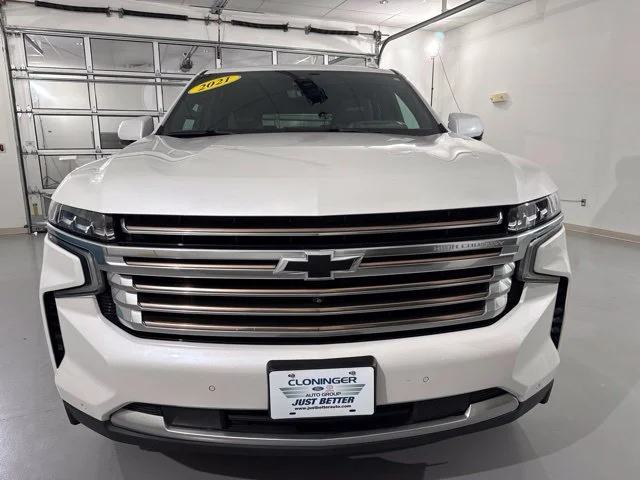 Used 2021 Beige Chevrolet High Country image 2