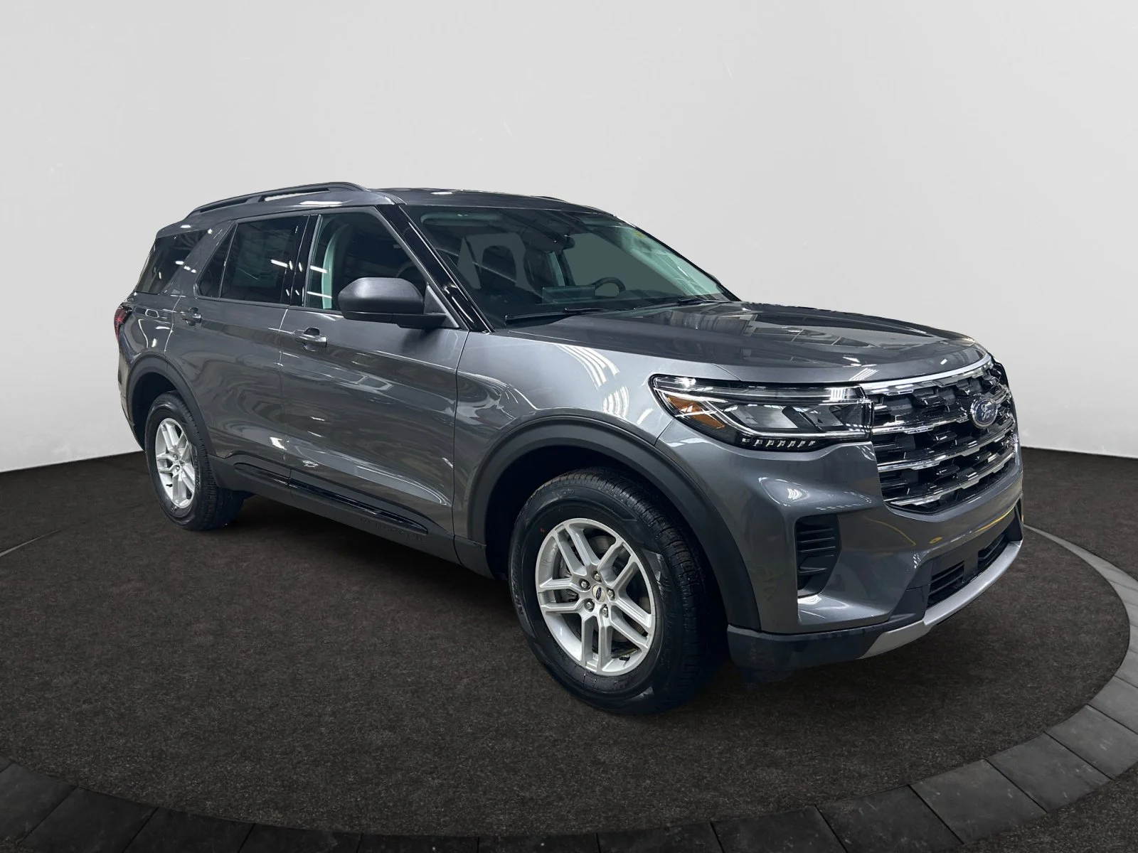 New 2026 Carbonized Grey Metallic Ford Active w/200A Pkg image 7