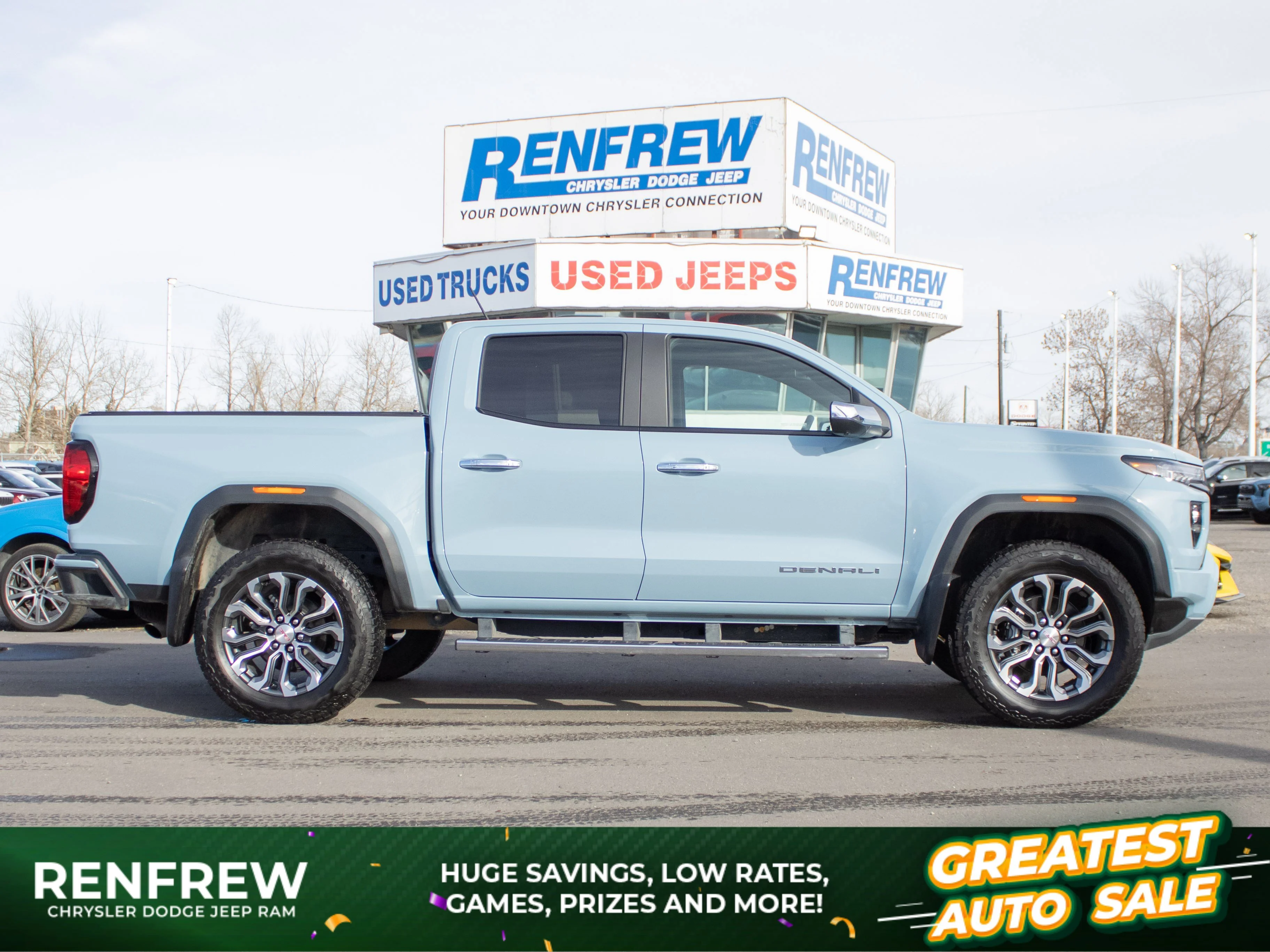 Used 2026 glacier metallic GMC Denali* Crew Cab 4x4, Front Heated/Ventilated Seats & Wheel, Sunroof, Bose Audio image 1
