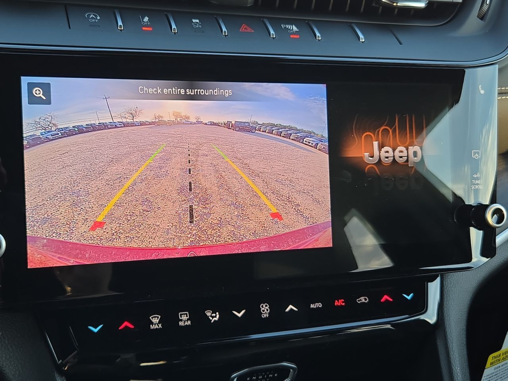 New 2026 Velvet Red Pearl-Coat Exterior Paint Jeep Altitude image 42