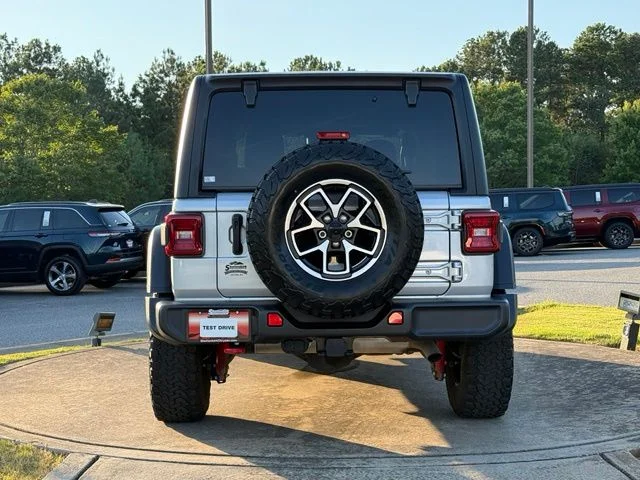 Used 2024 Silver Jeep Rubicon image 6
