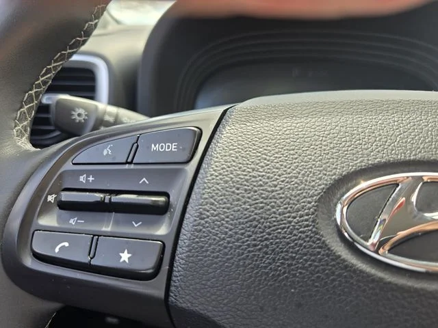 Used 2024 Green Hyundai SEL image 26