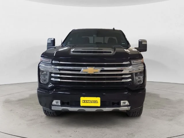 Used 2020 Black Chevrolet High Country image 2
