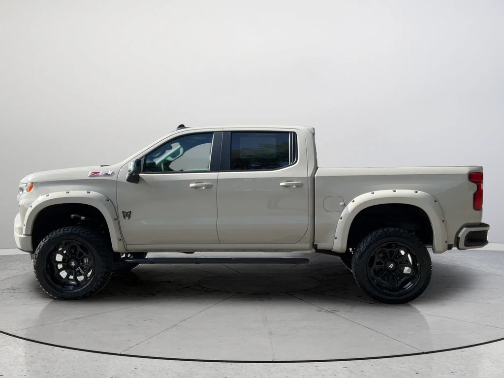 New 2026 White Sands Chevrolet RST image 8