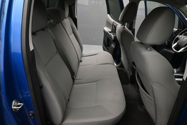 Used 2018 Blue Toyota SR5 image 16
