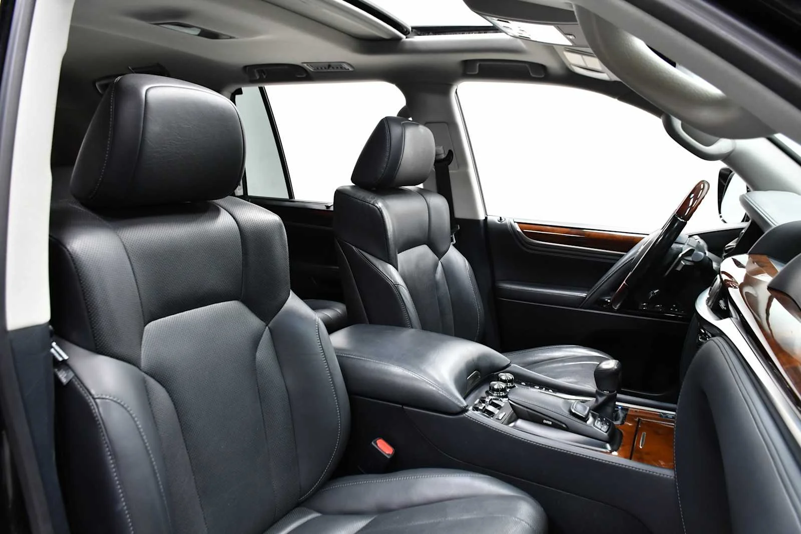 Used 2019 Black Onyx Lexus  image 22