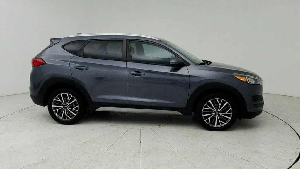 Used 2019 Gray Hyundai SEL image 9