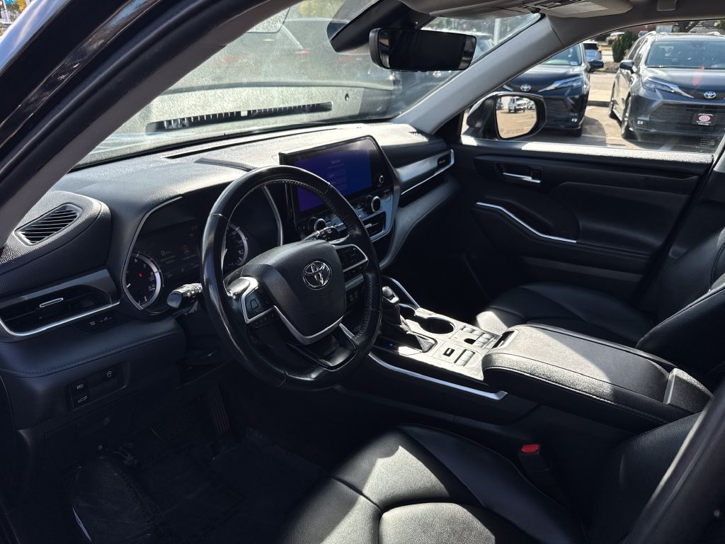 Used 2023 Black Toyota XLE image 15