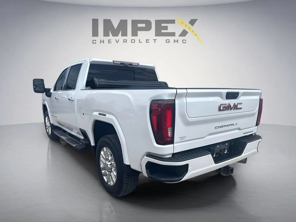 Used 2021 WHITE FROST TRICOAT GMC Denali image 3