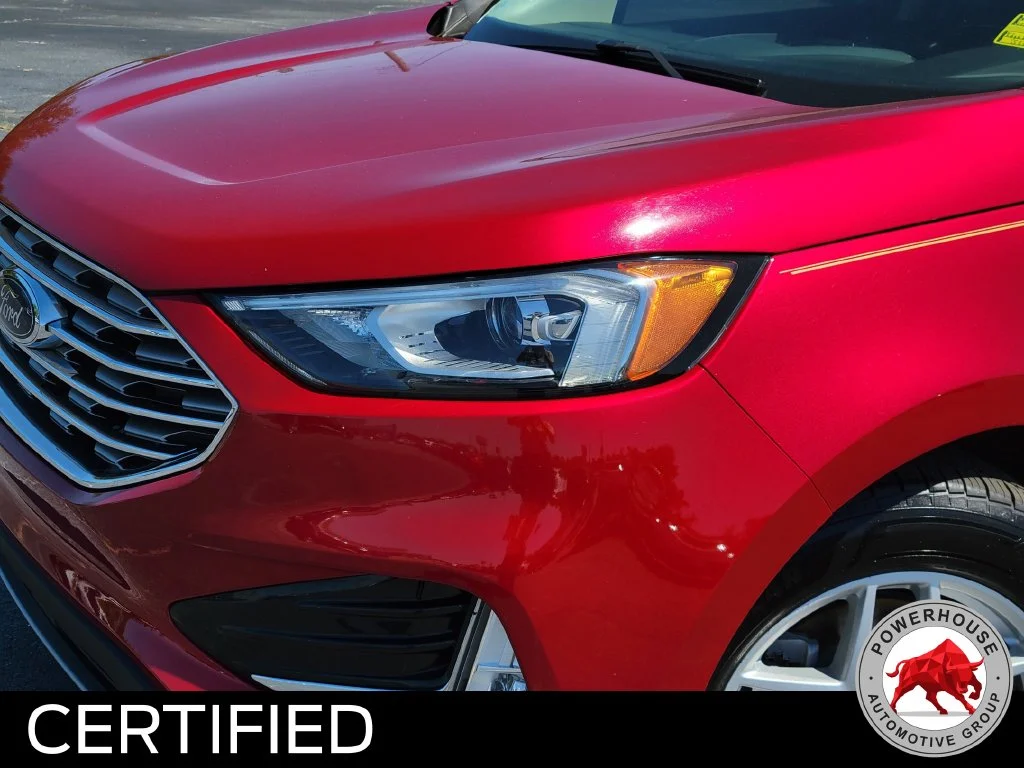 Used 2022 Red Ford SEL image 11